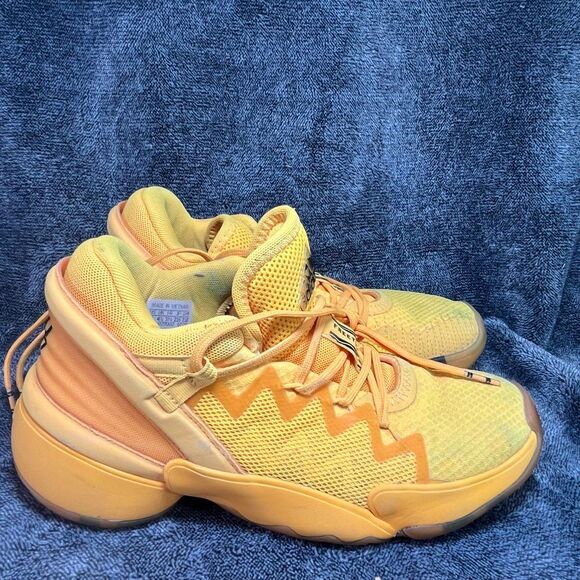 Adidas D.O.N. Issue #3 “Sunshine Yellow” Basketball Shoes Women’s 6/ Men’s 5 - Picture 3 of 8